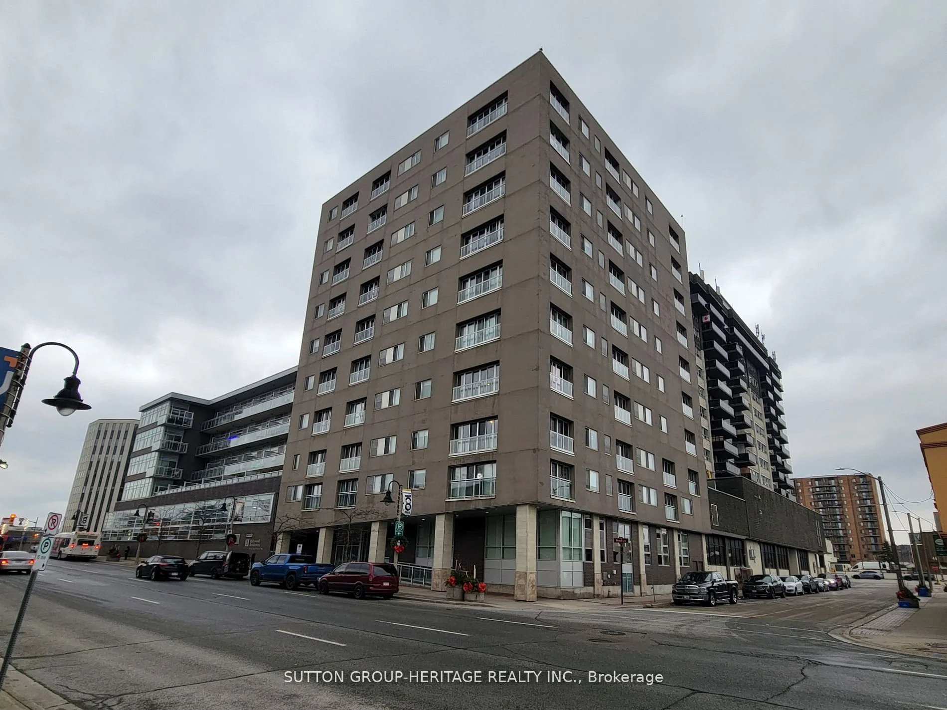 44 Bond Street W 402, Oshawa, On L1g 6r2