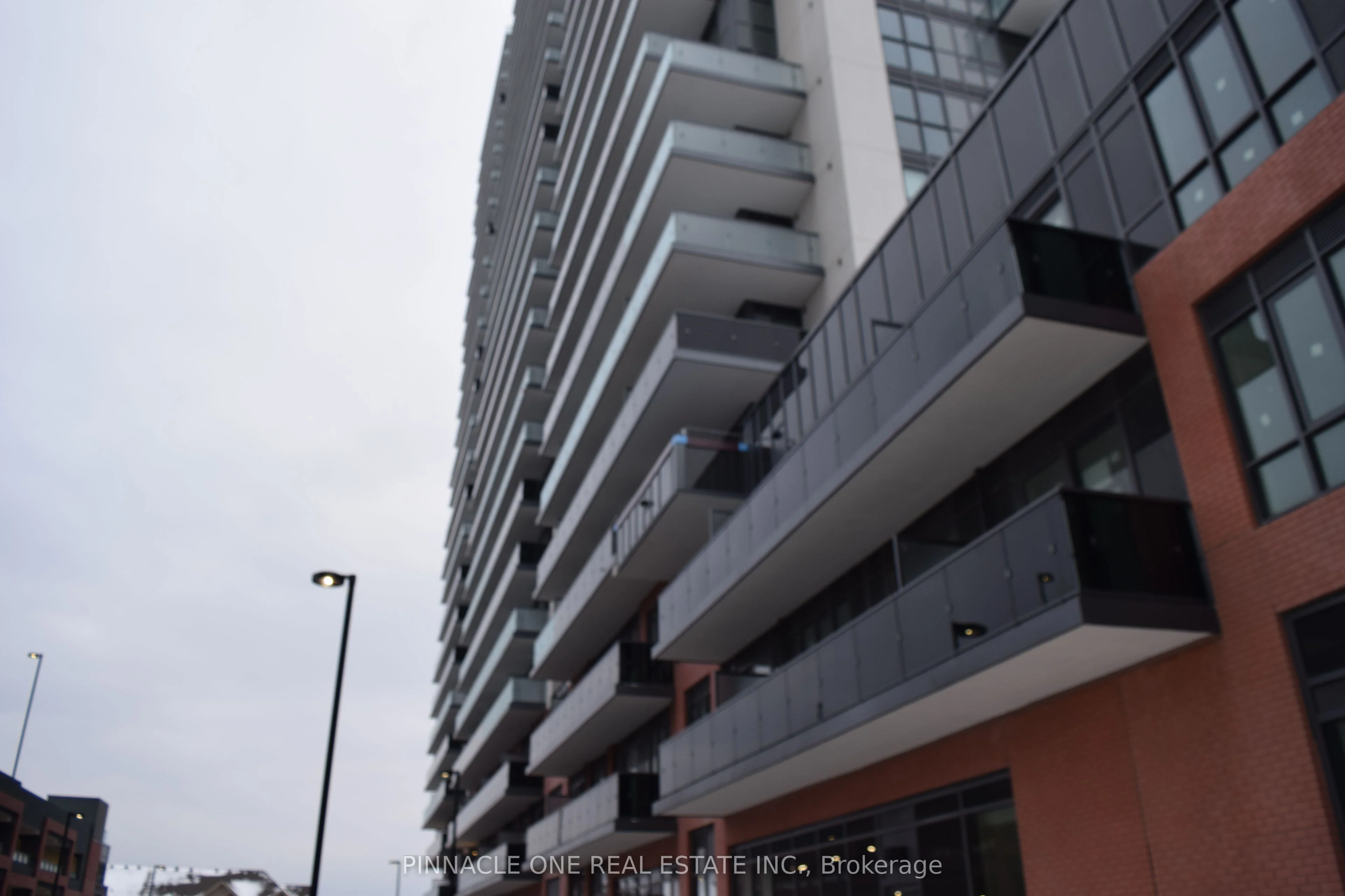 Condo Apartment in Oshawa
