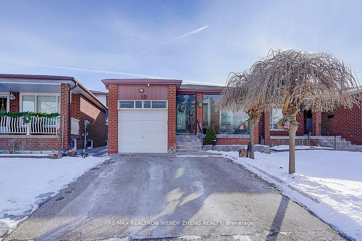 Detached in Toronto
