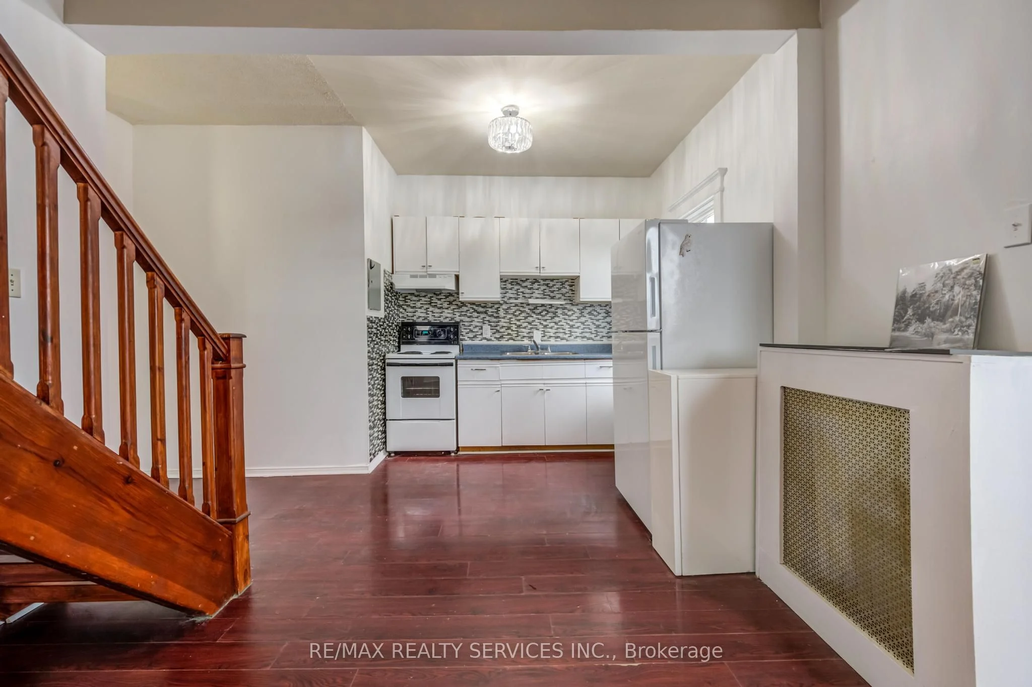 306 Greenwood Avenue 3, Toronto E01, On M4l 2r8