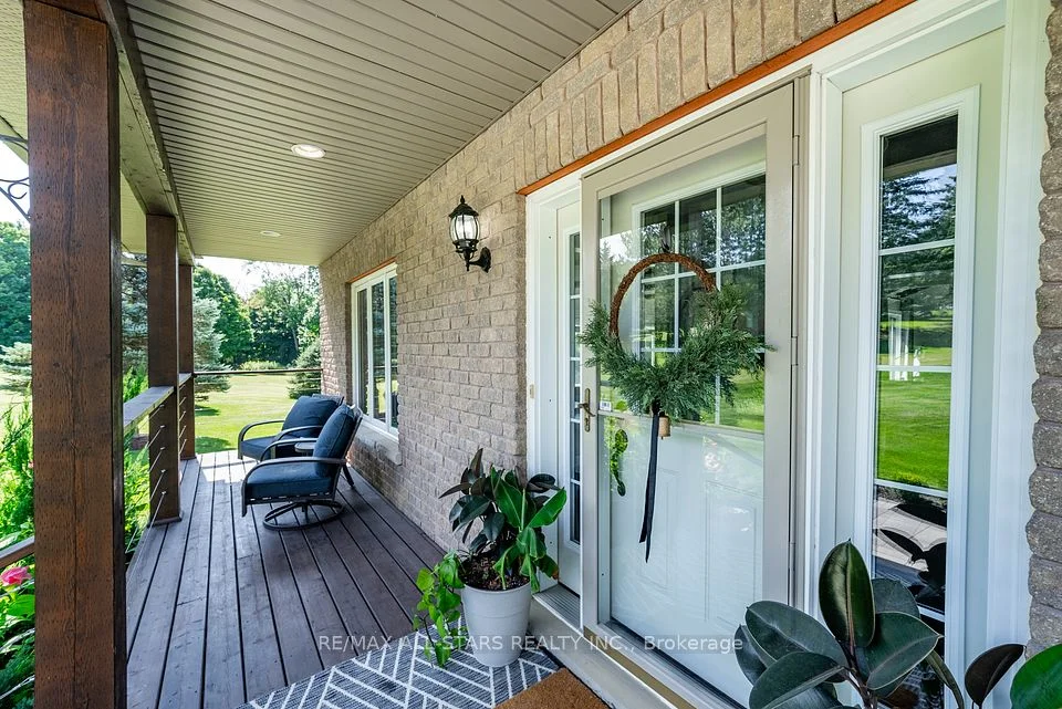 21750 Brunon Avenue, Scugog, ON L0C 1G0