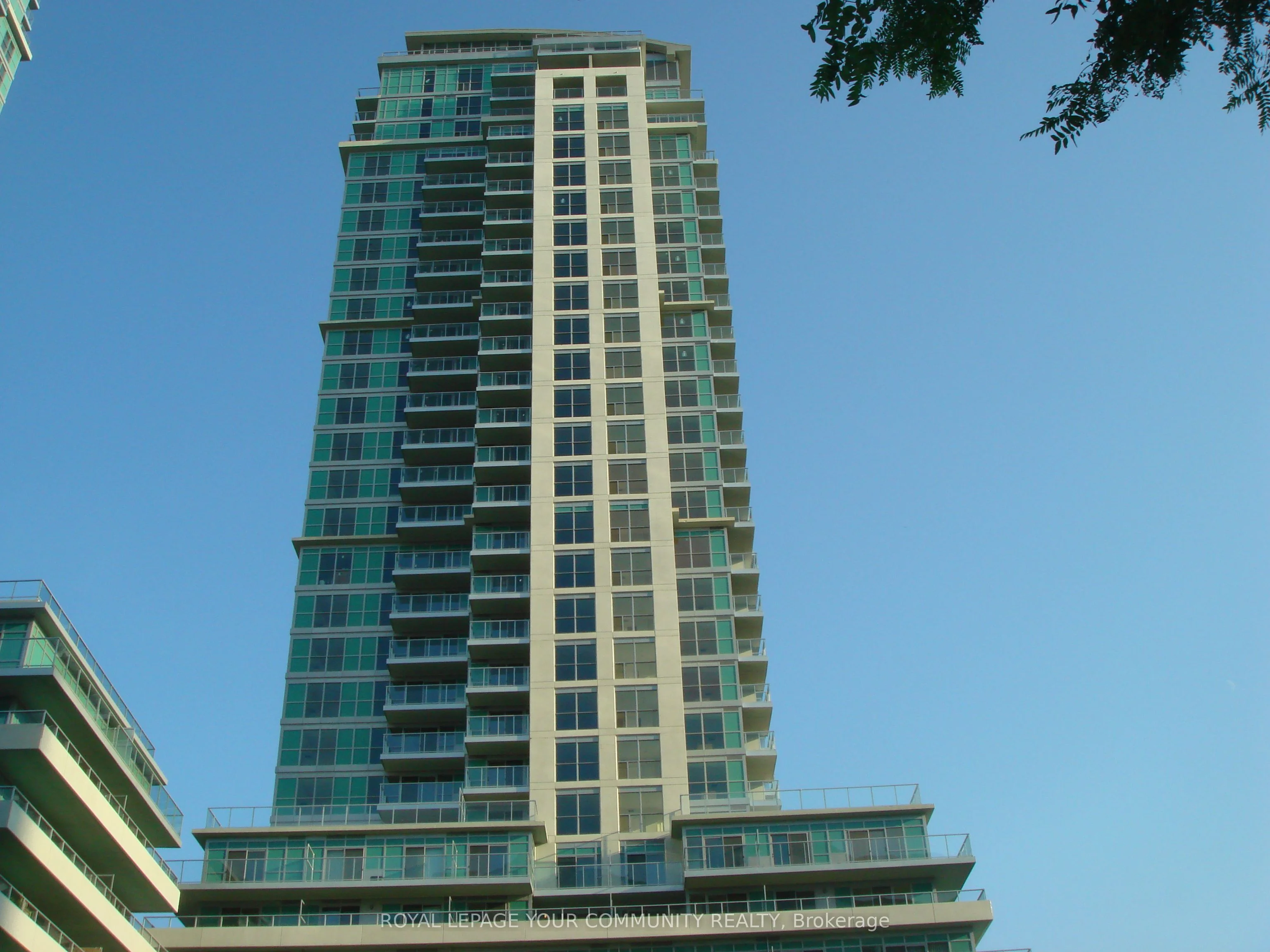 Condo Apartment in Toronto