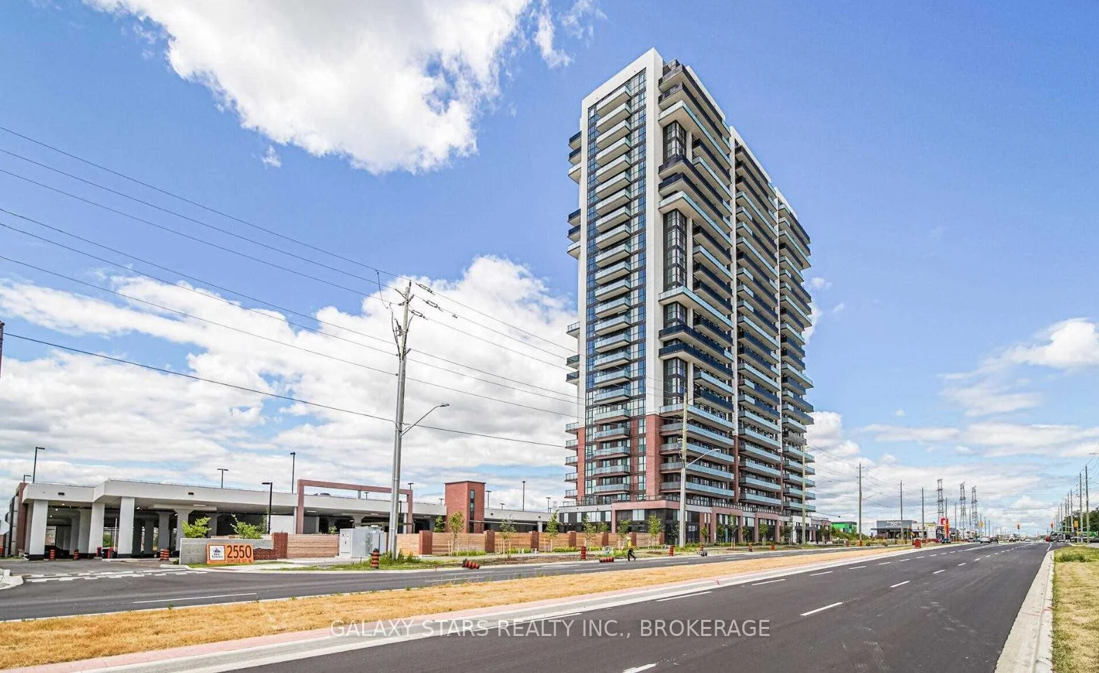 2550 Simcoe Street N 201, Oshawa, On L1l 0r5