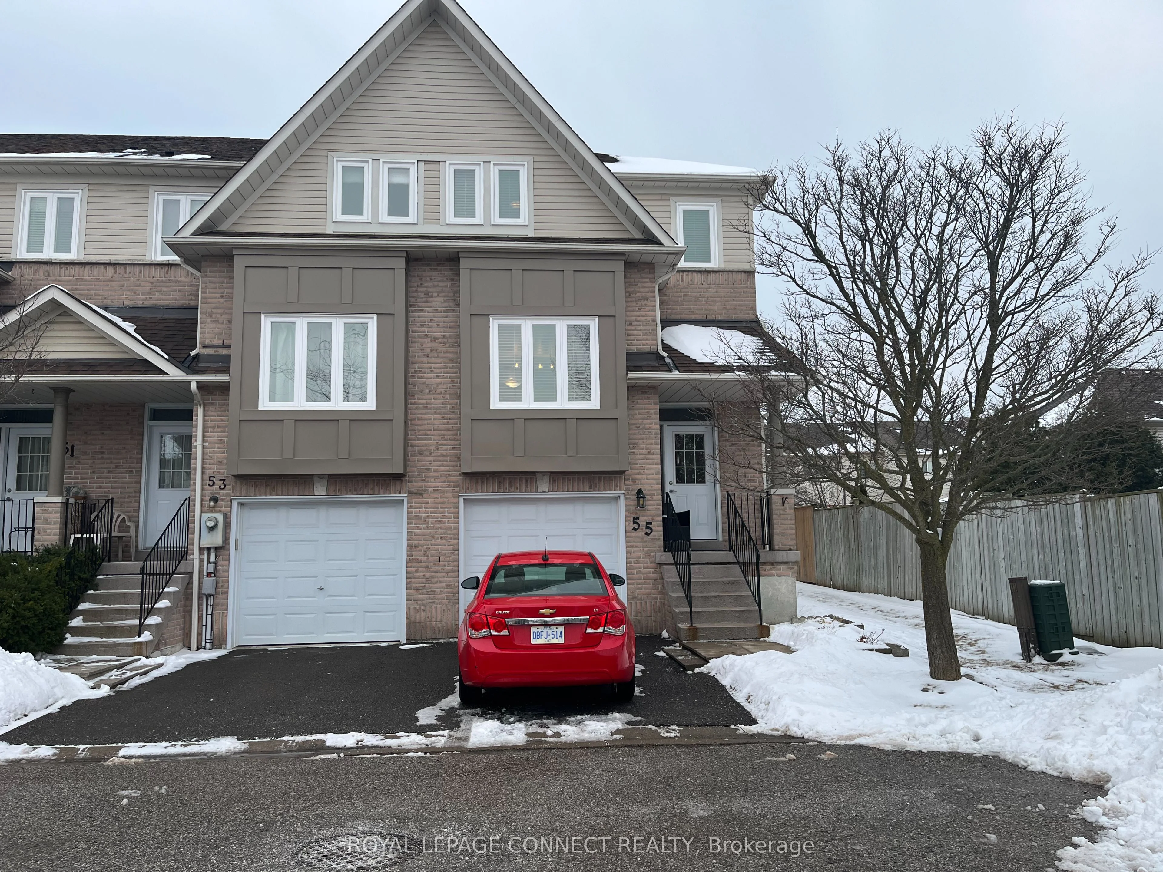 Condo Townhouse in Whitby