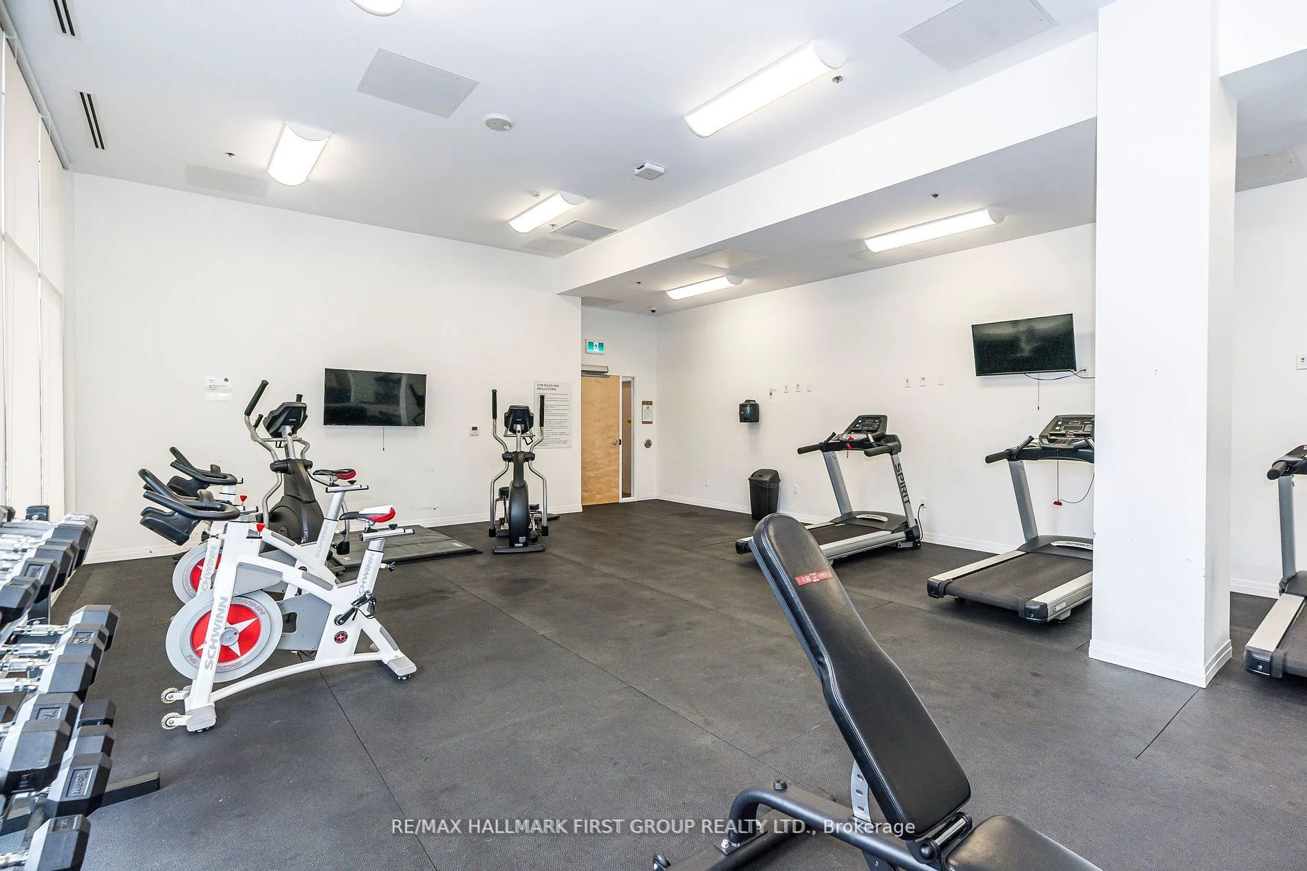 1900 Simcoe Street N 305, Oshawa, ON L1C 0C1