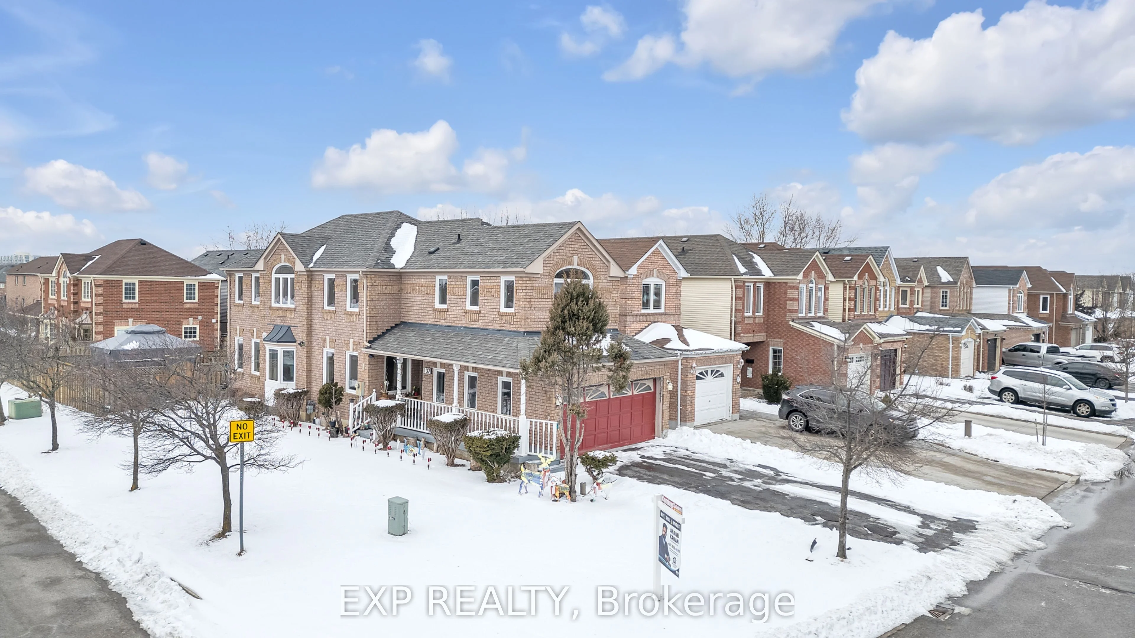137 Smales Drive, Ajax, On L1z 1g7