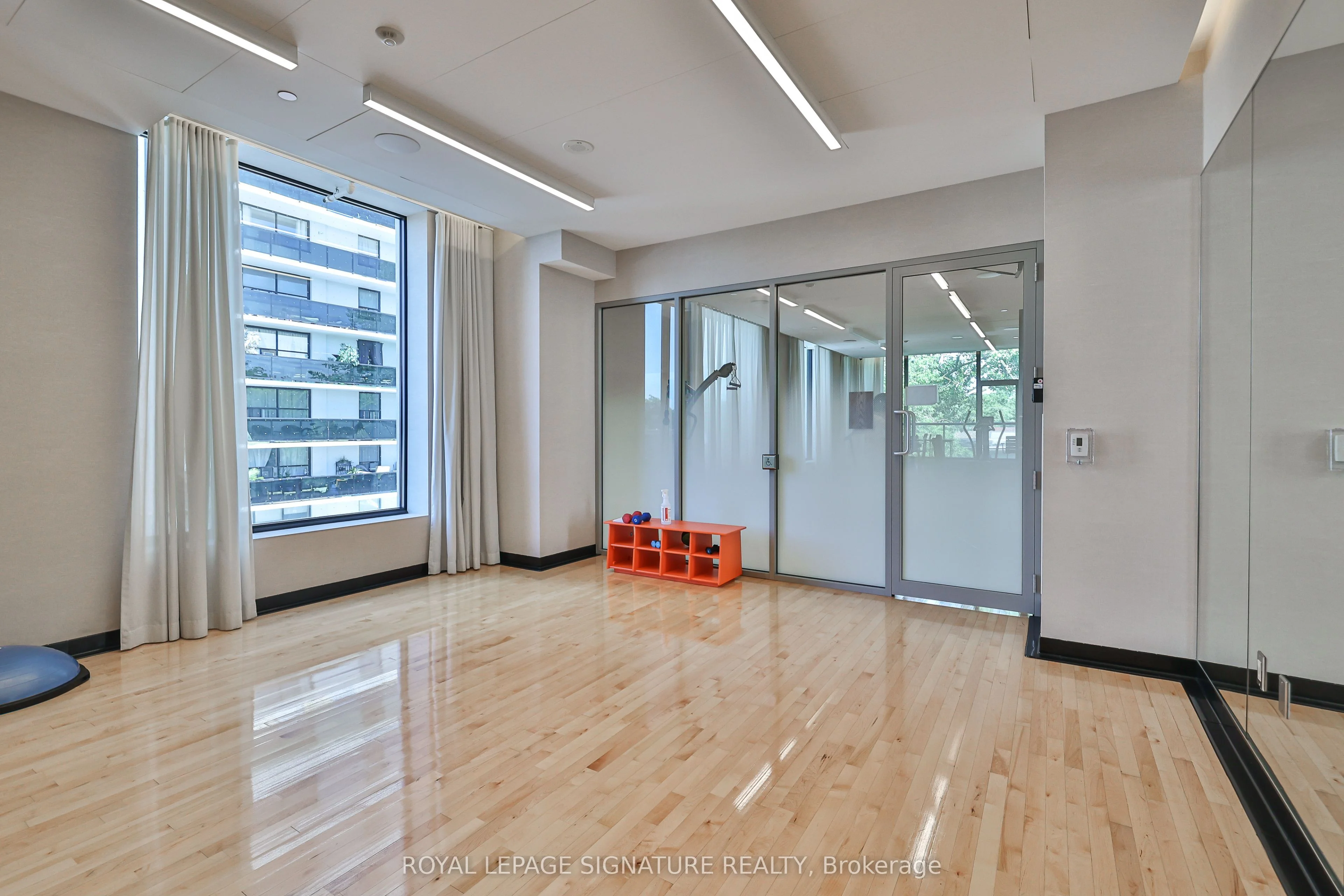 1100 Kingston Road 216, Toronto E06, ON M1N 1N4