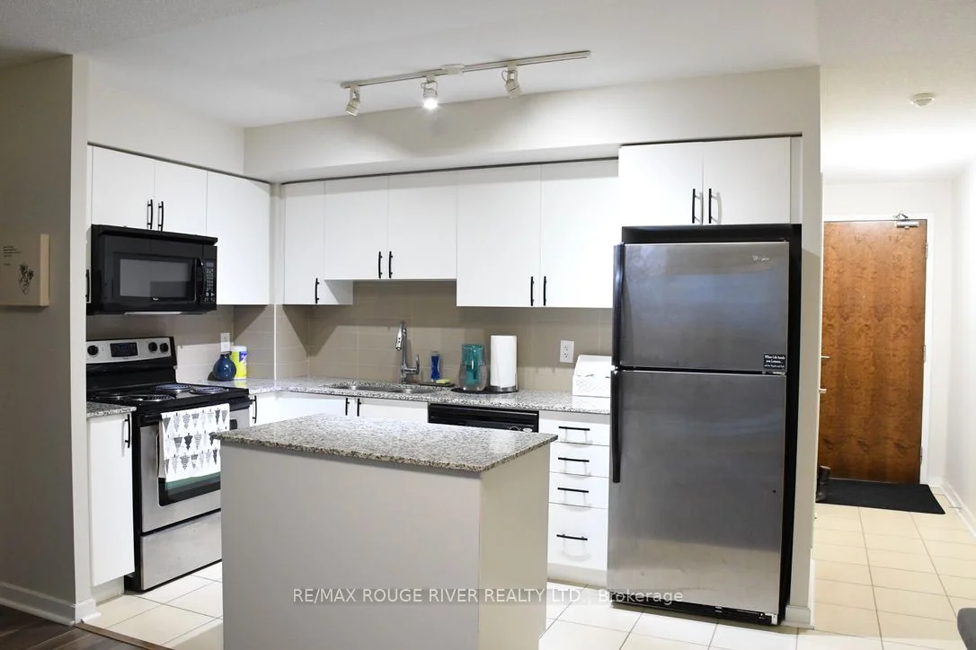 1235 Bayly Street 1016, Pickering, On L1w 1l7