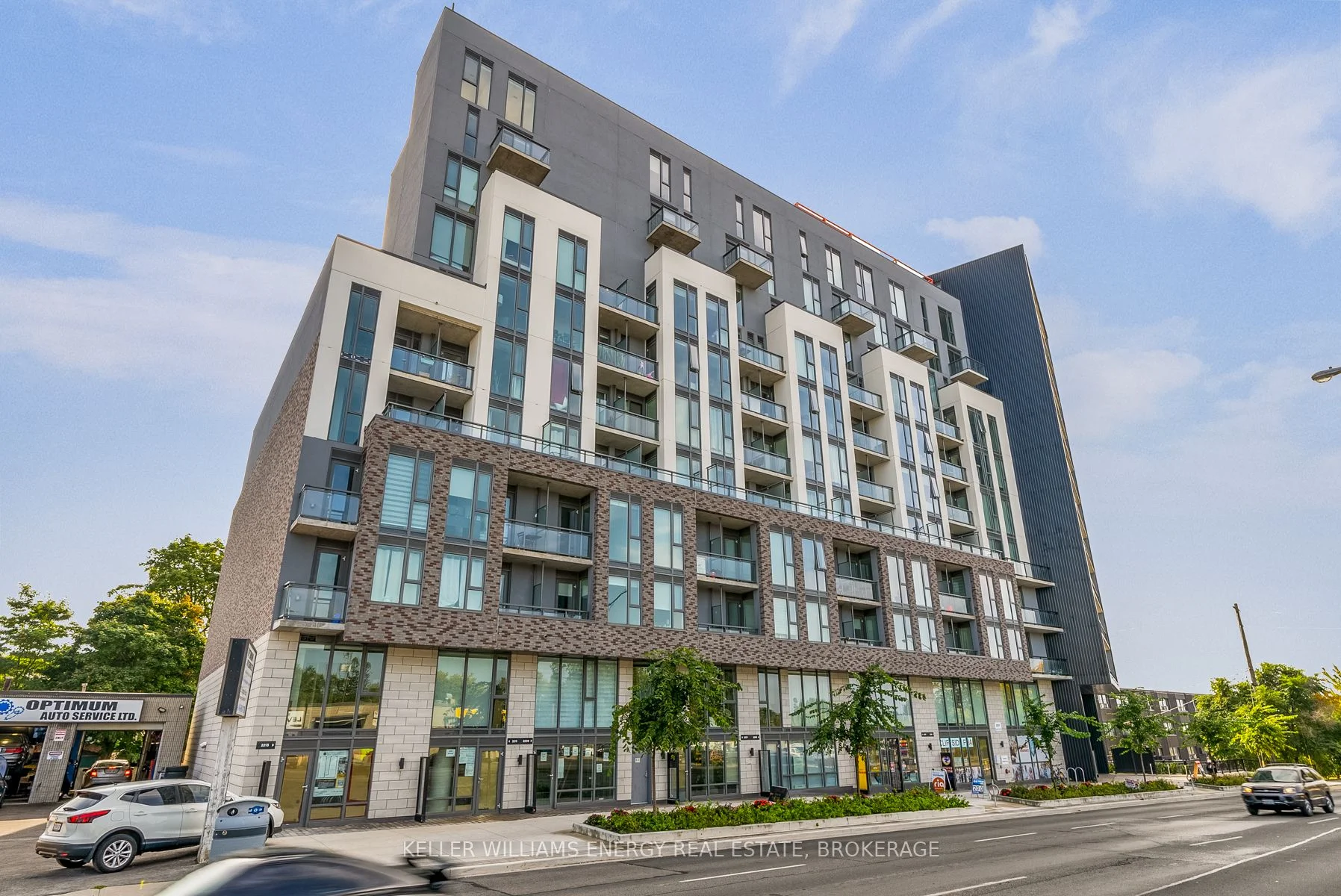 Condo Apartment in Toronto