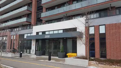 Condo Apartment in Oshawa