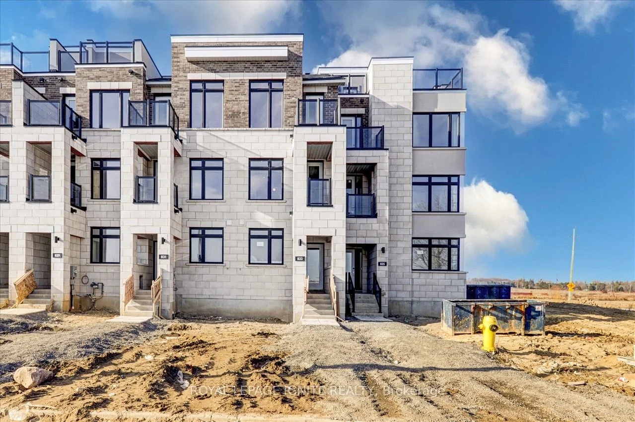 Att/Row/Townhouse in Clarington