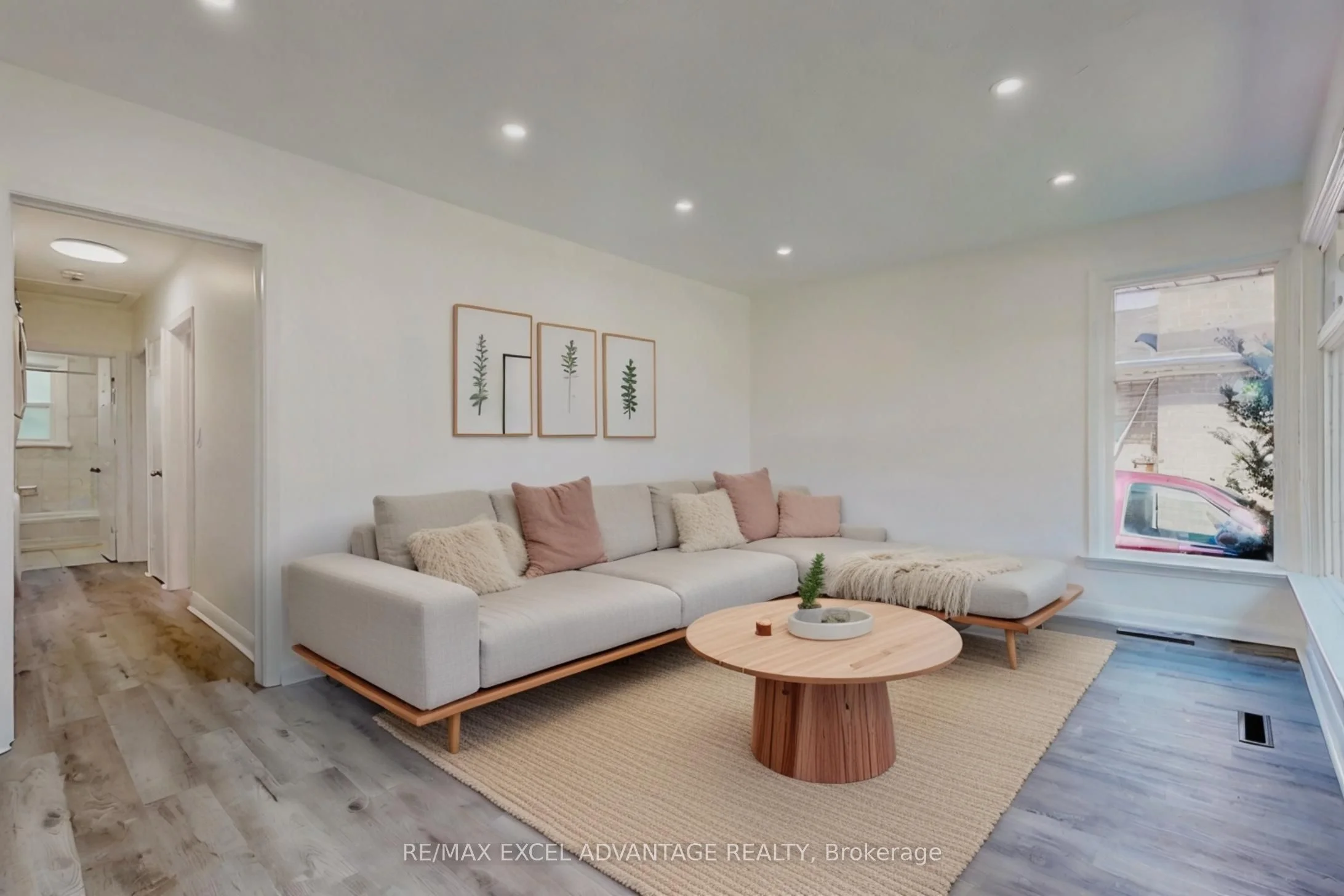 Detached in Oshawa