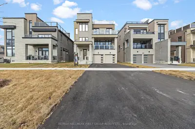 235 Port Darlington Road, Clarington, On L1c 4a9