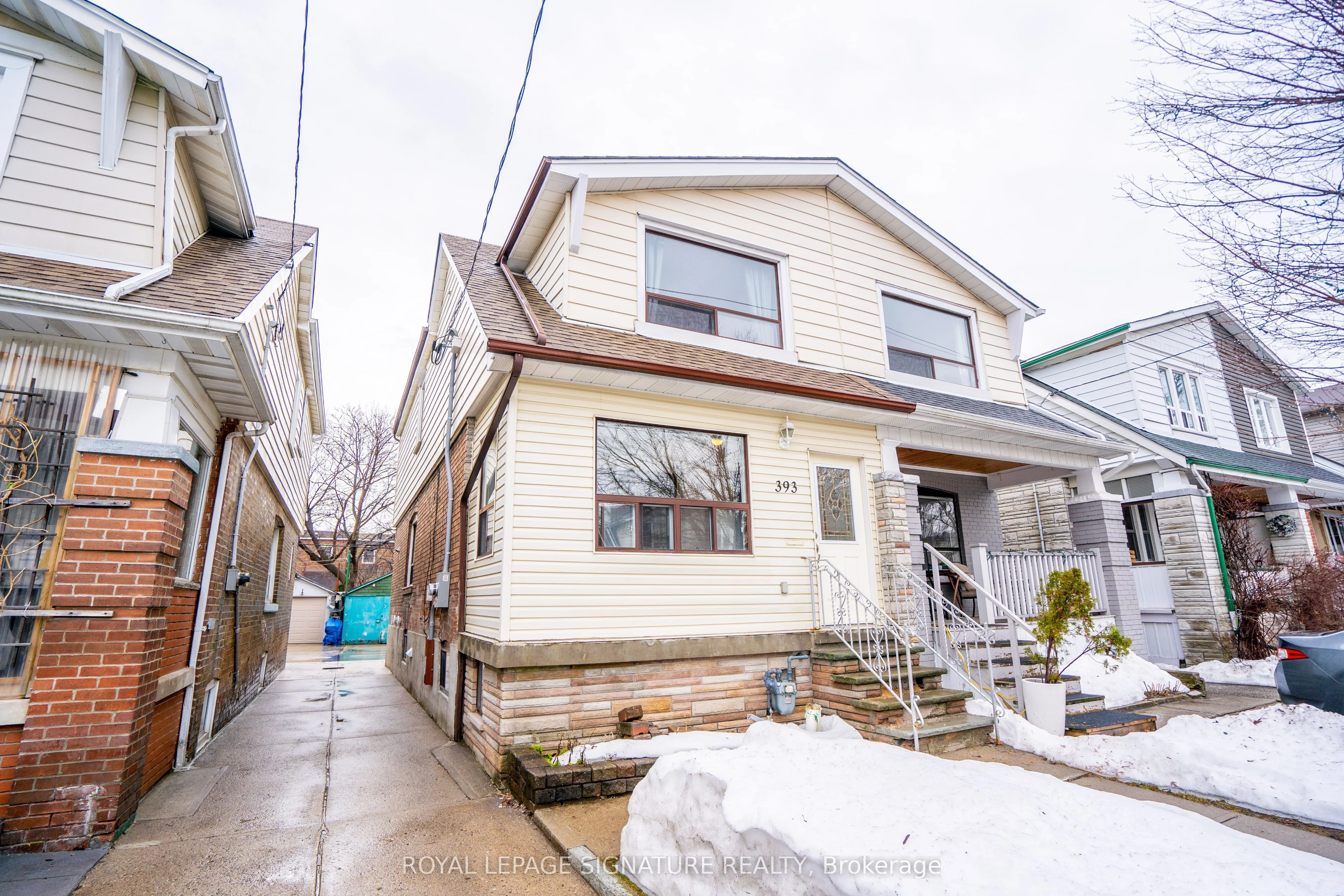 Semi-Detached in Toronto
