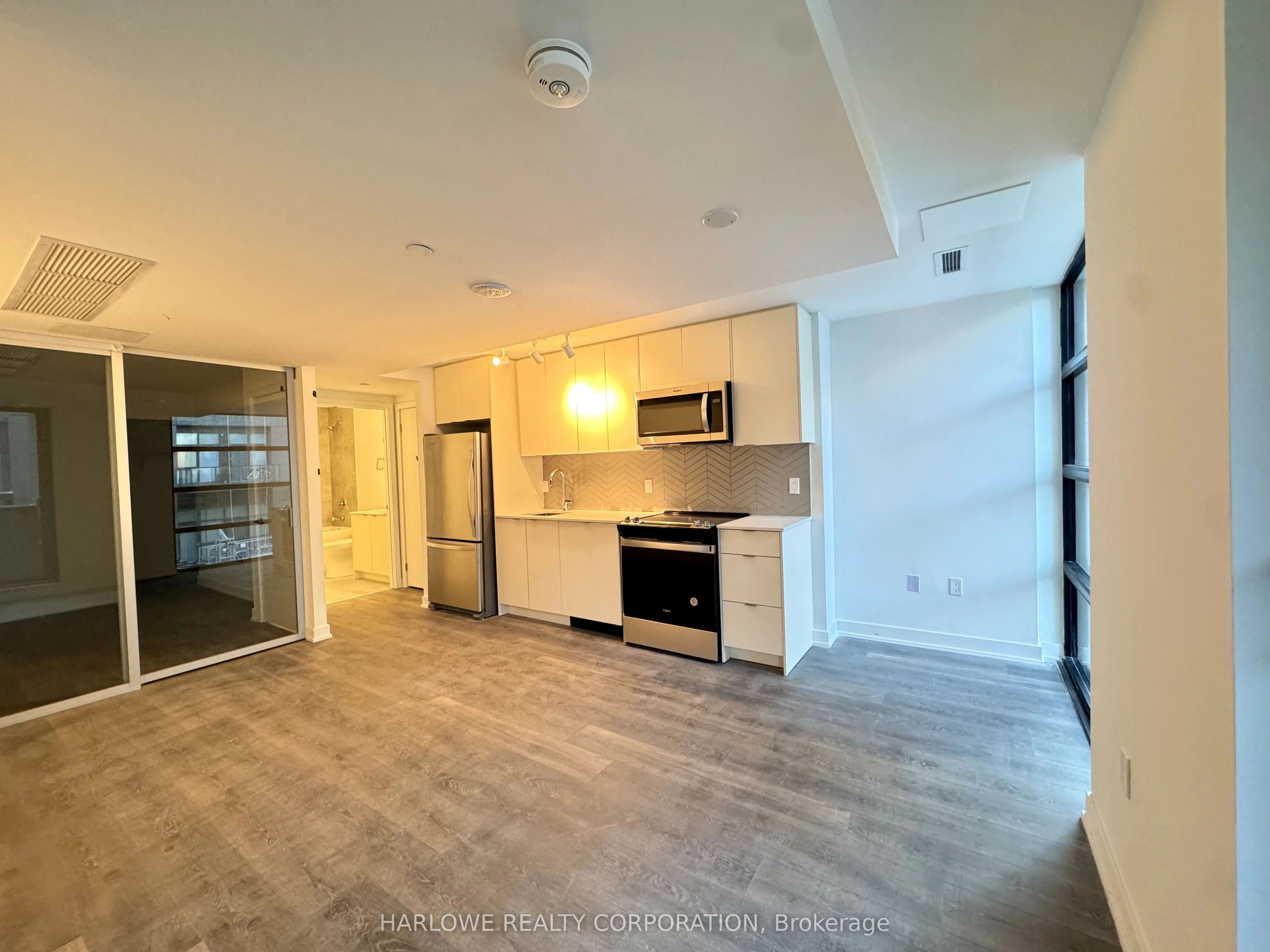 1610 Charles Street 175 E, Whitby, On L1n 0p5