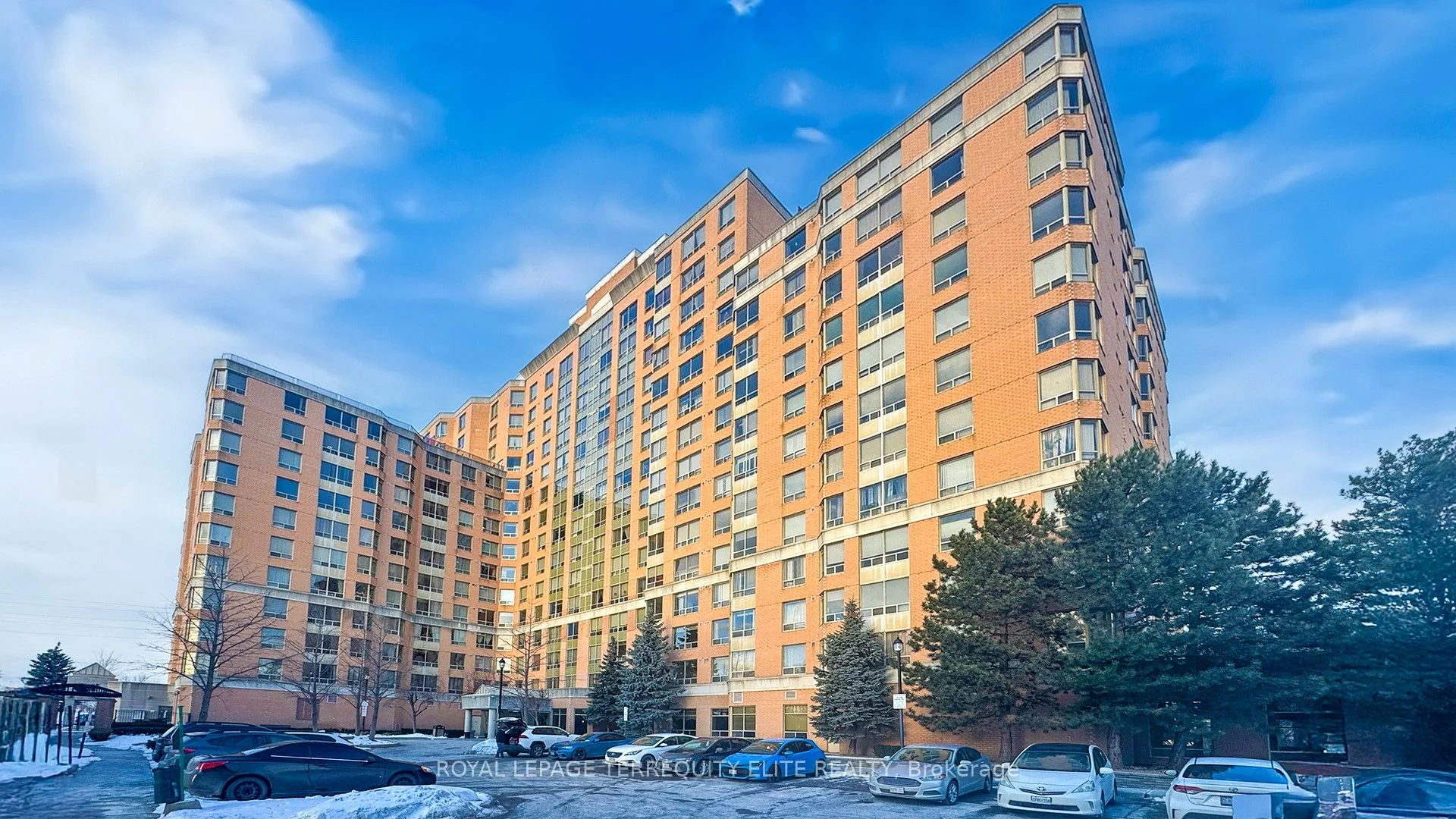 Condo Apartment in Toronto