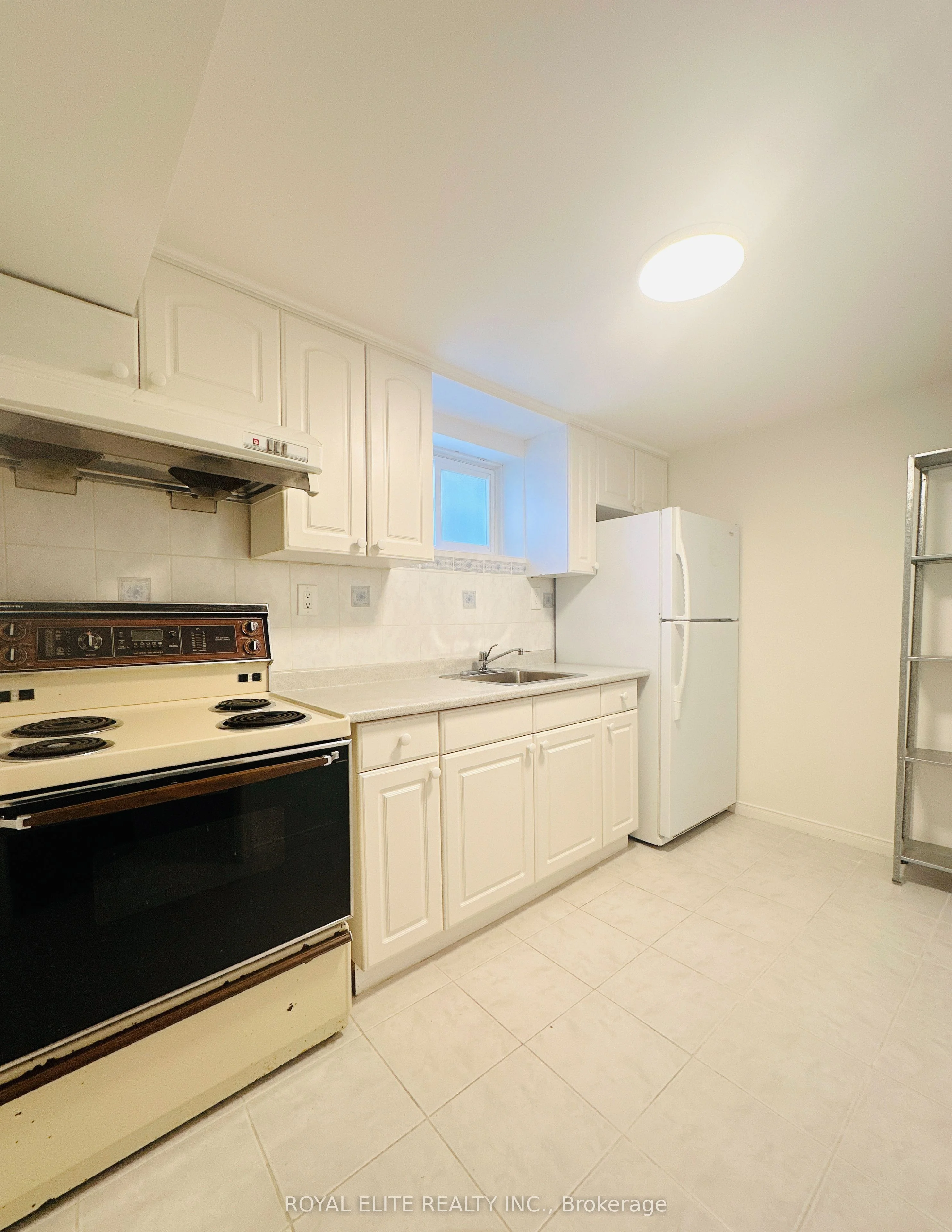 4 Dempster Street, Toronto E05, ON M1T 2T4
