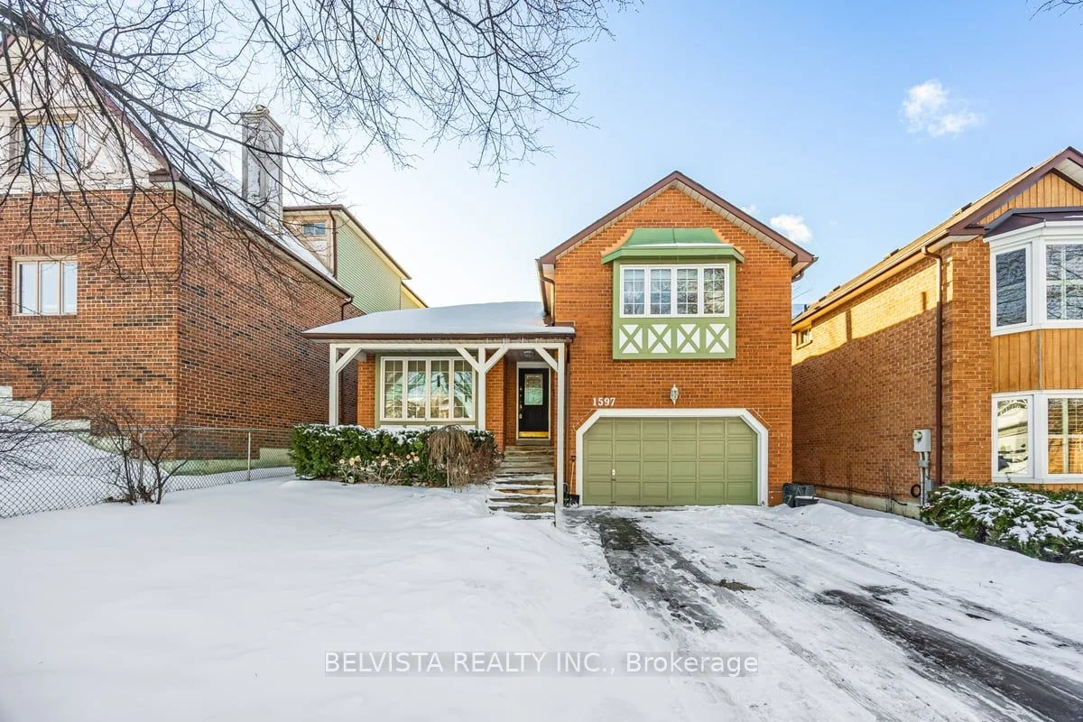 Detached in Pickering