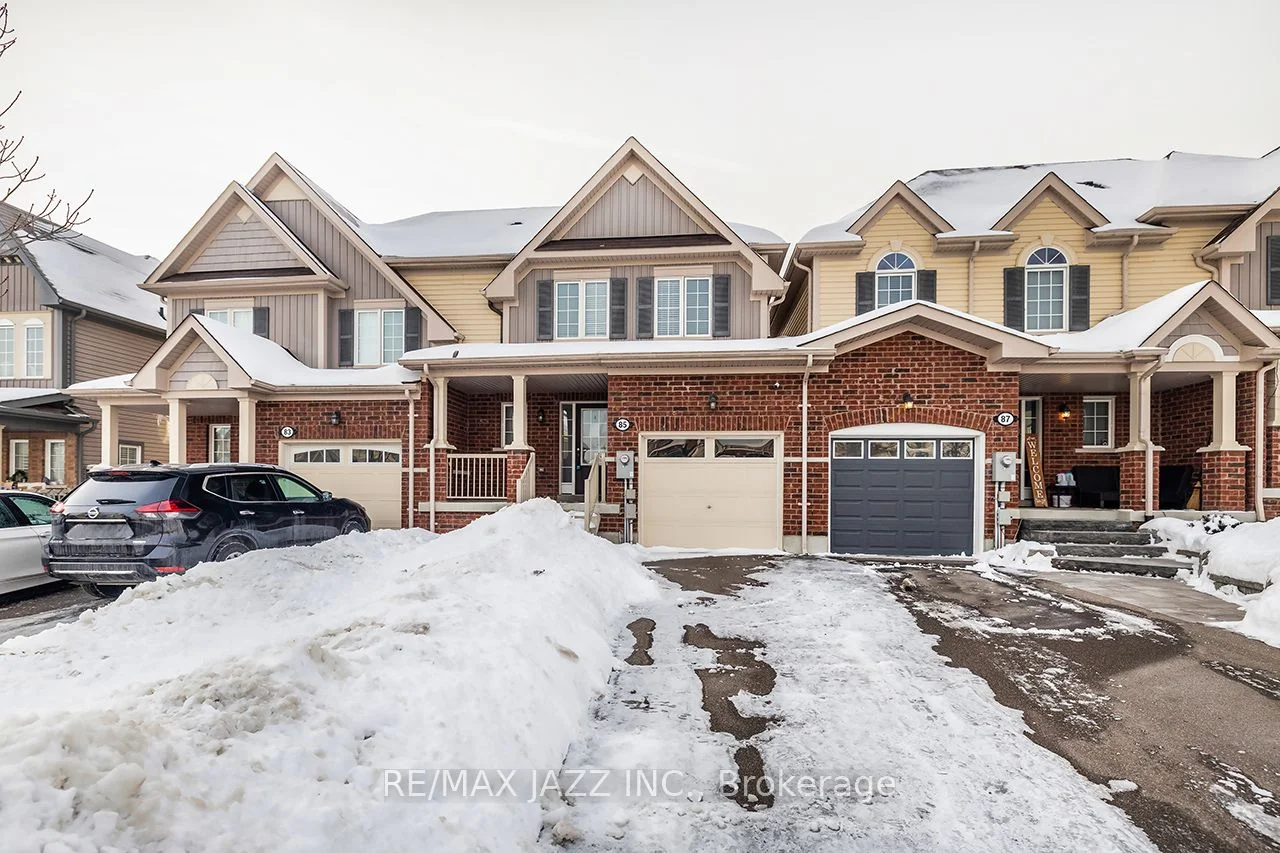 Att/Row/Townhouse in Clarington