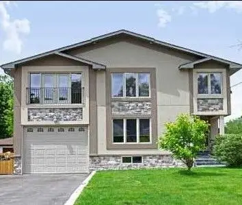 102 Eastville Avenue, Toronto E08, On M1m 2n9