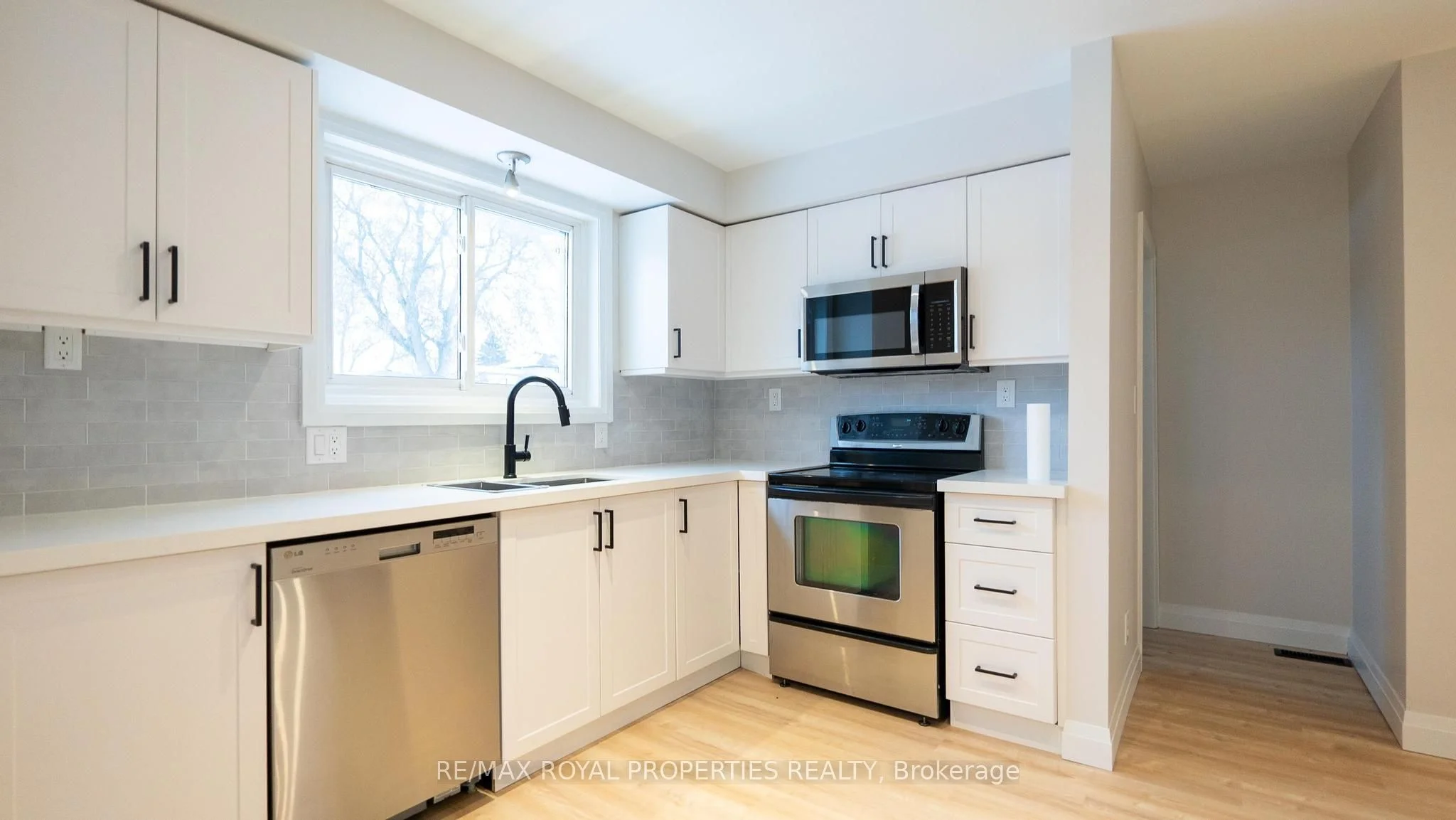 1351 Fundy Street, Oshawa, ON L1J 3N7