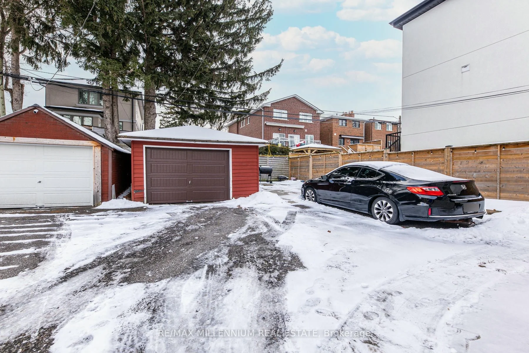 109-111 Virginia Avenue, Toronto E03, ON M4C 2T1