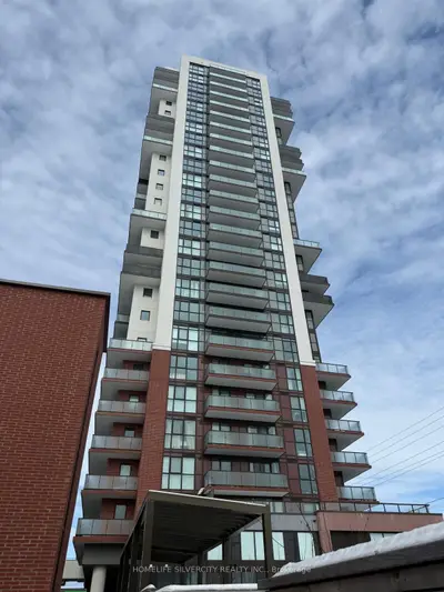 Condo Apartment in Oshawa