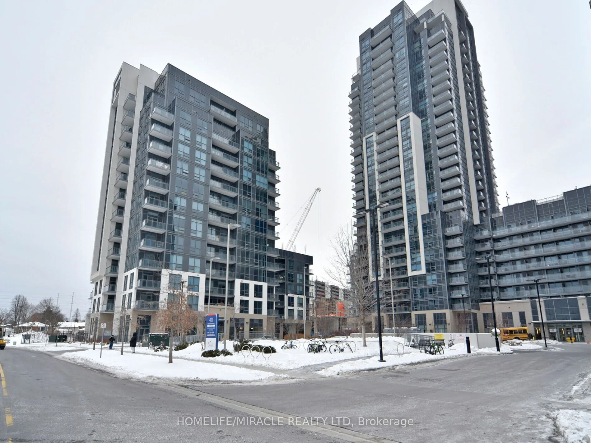 Condo Apartment in Toronto