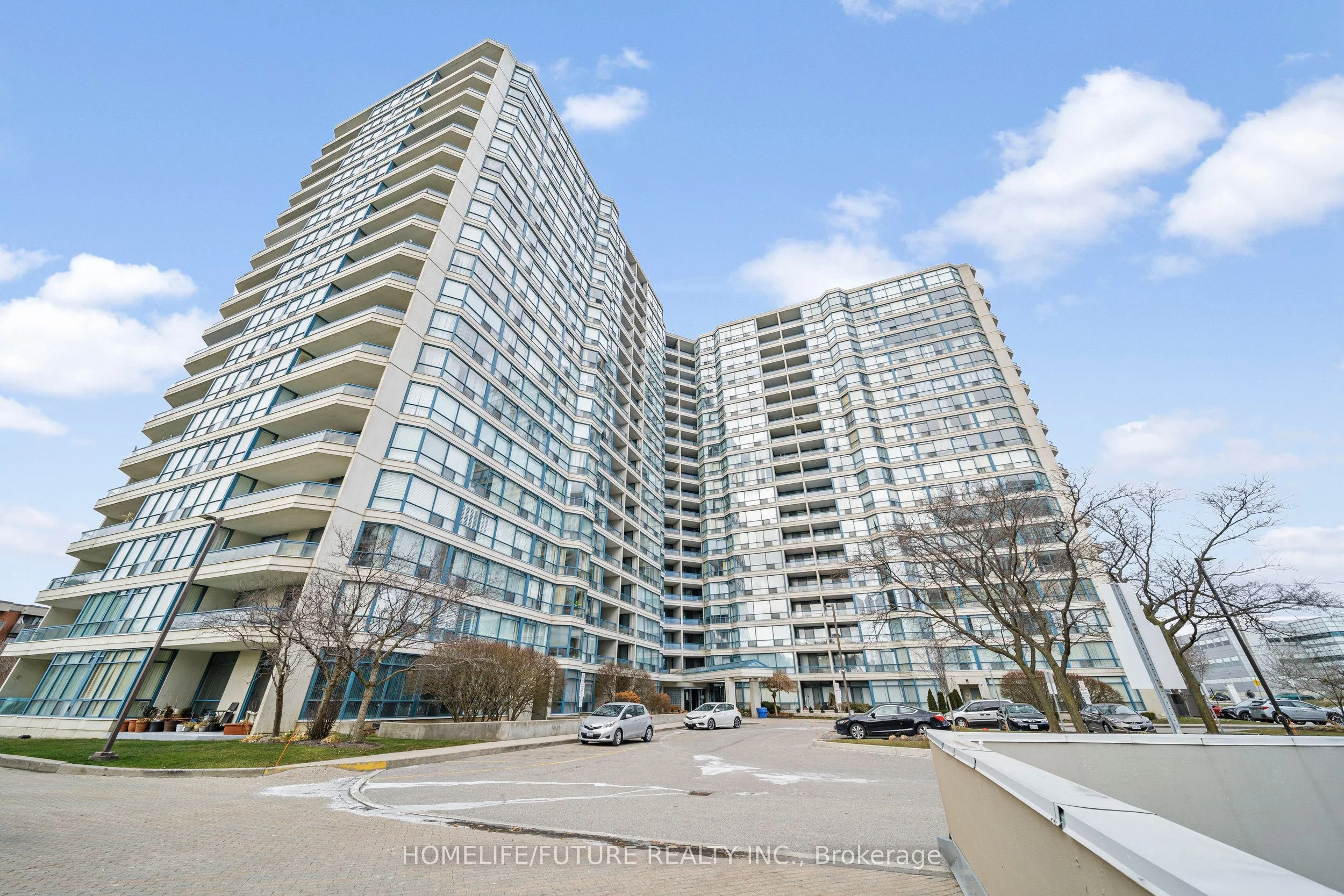Condo Apartment in Toronto