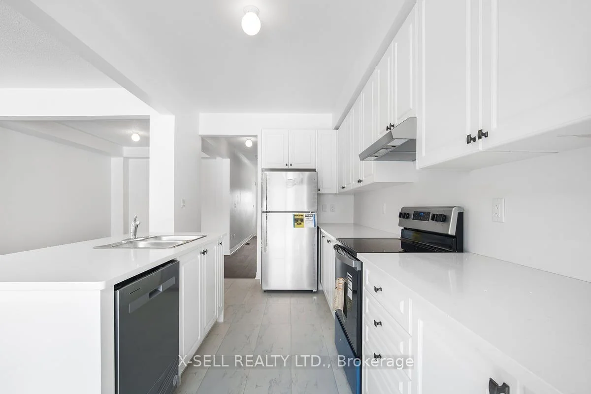 1200 Jim Brewster Circle, Oshawa, ON L1K 1A5