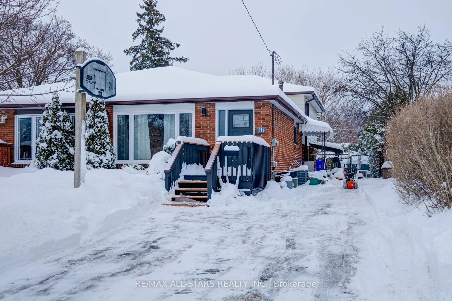 Semi-Detached in Oshawa