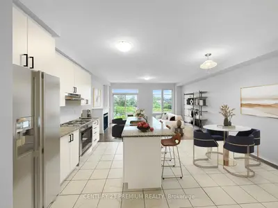 Detached in Oshawa