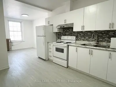31 King Street E Unit 1, Oshawa, On L1h 1b2