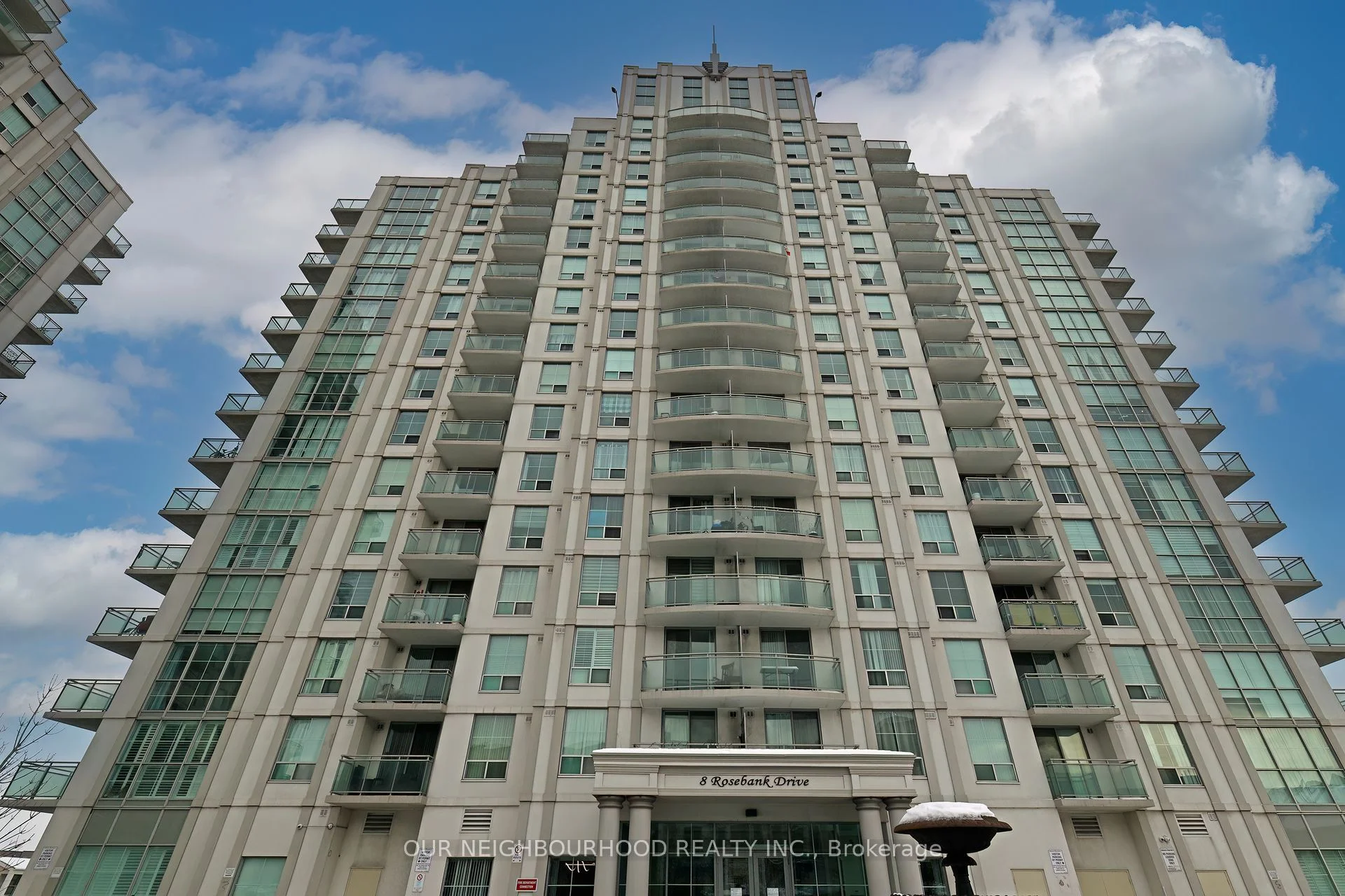 8 Rosebank Drive 12h, Toronto E11, On M1b 5z3