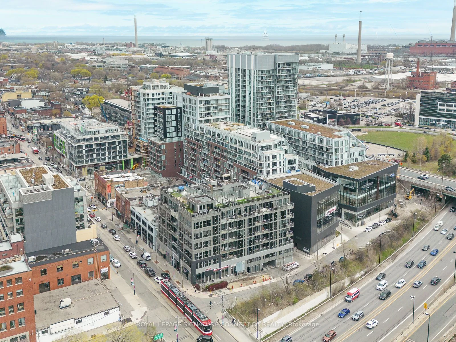 Condo Apartment in Toronto