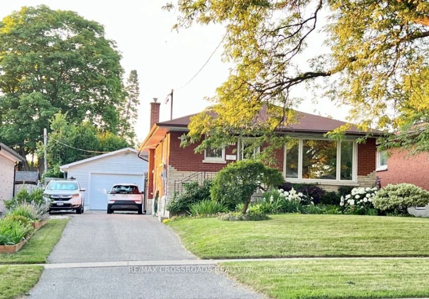 636 Shakespeare Avenue Bsmt, Oshawa, On L1h 3h9