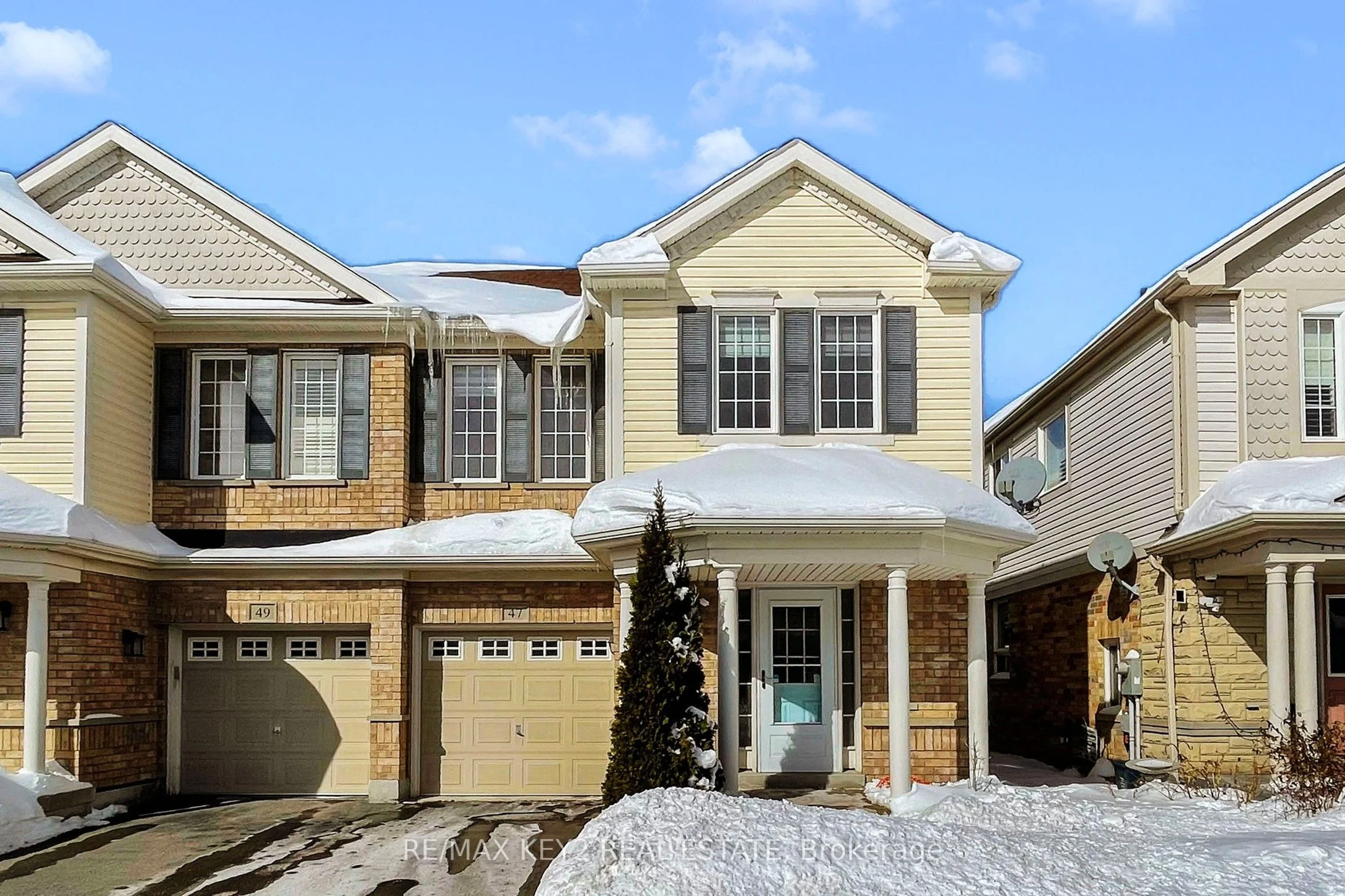 47 Decourcy-ireland Circle, Ajax, On L1t 0k6