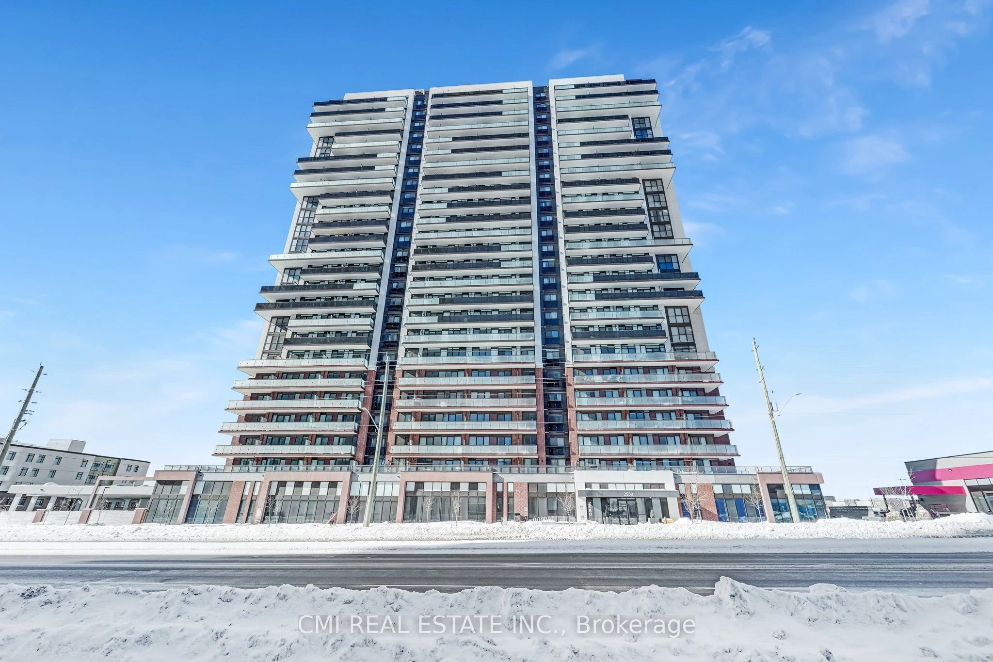 Condo Apartment in Oshawa