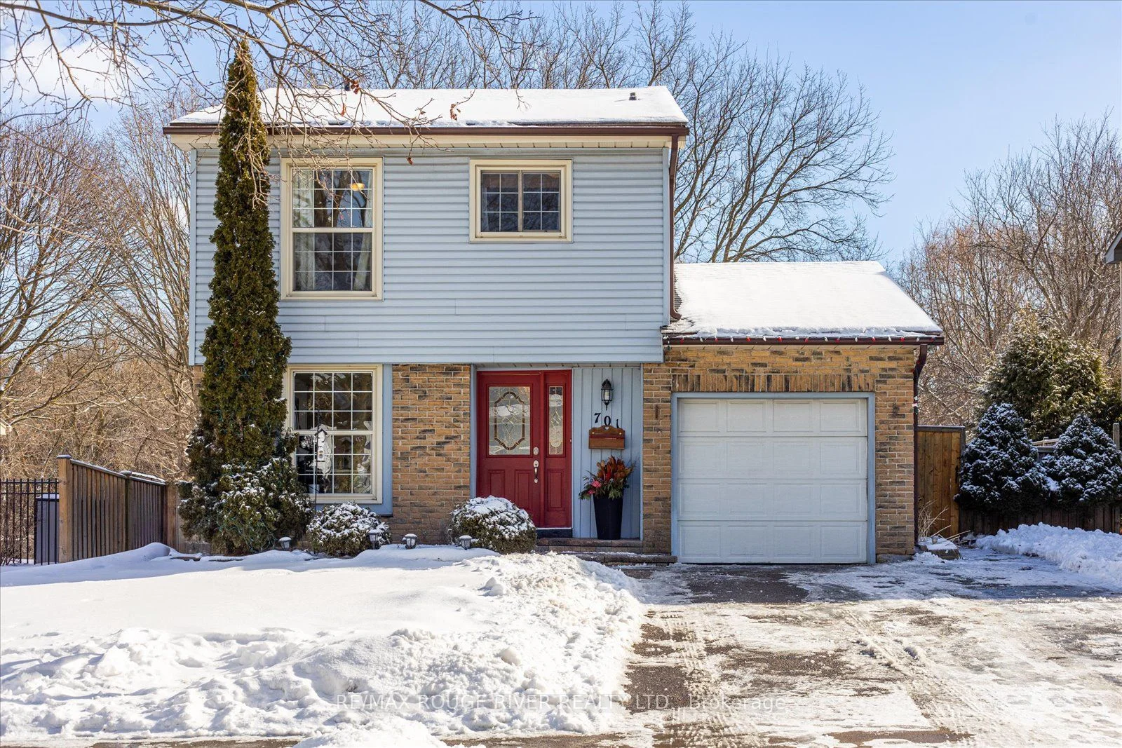 Detached in Oshawa
