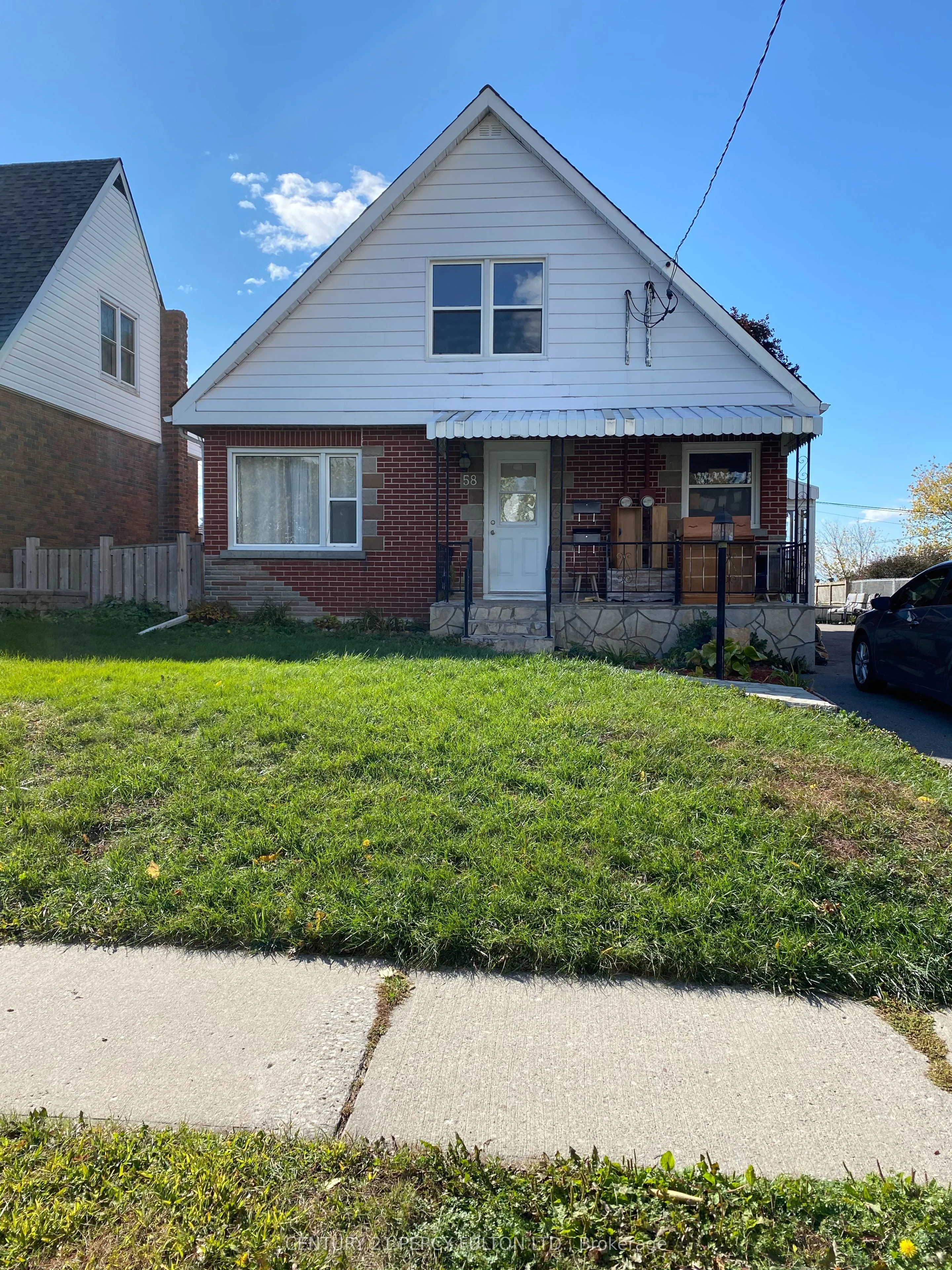 58 Eastlawn Street Main, Oshawa, On L1h 7j8