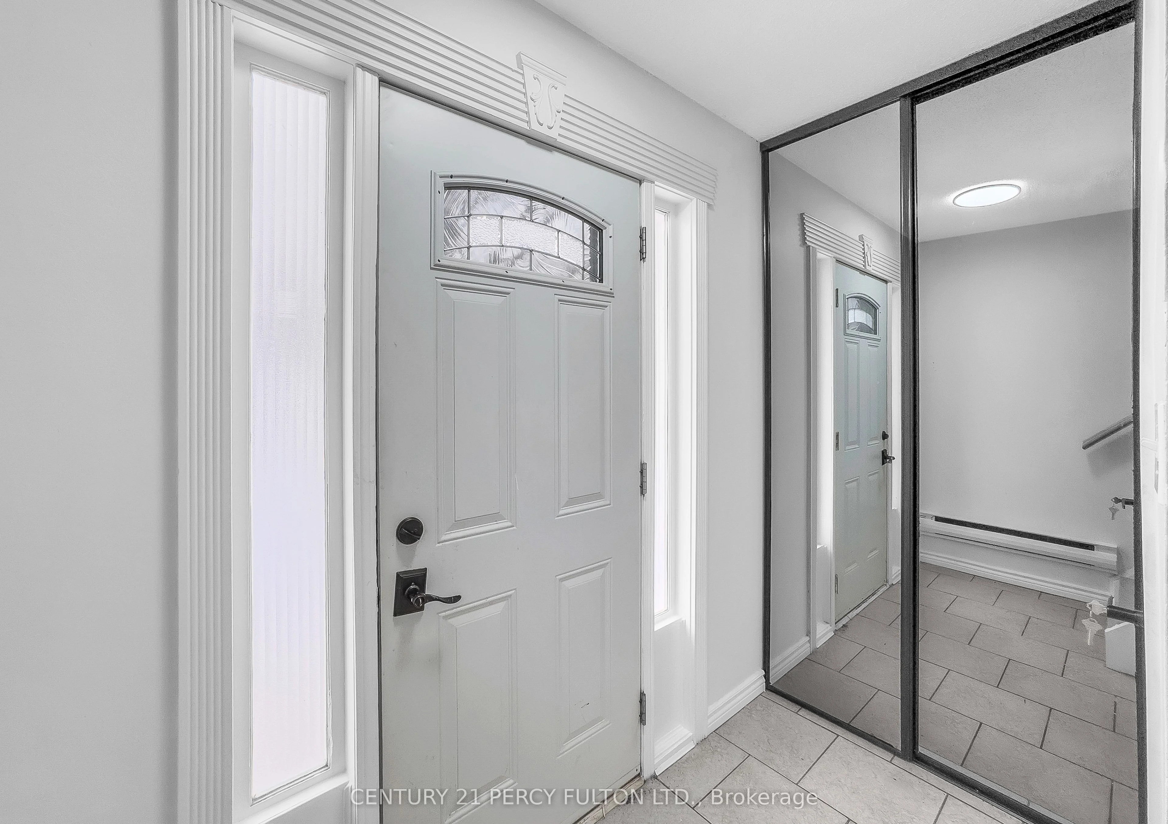 909 King Street 31, Oshawa, ON L1J 2L4