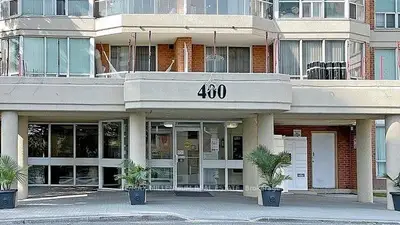 Condo Apartment in Toronto