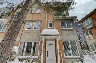 29 Rosebank Drive 911, Toronto E11, On M1b 5y7
