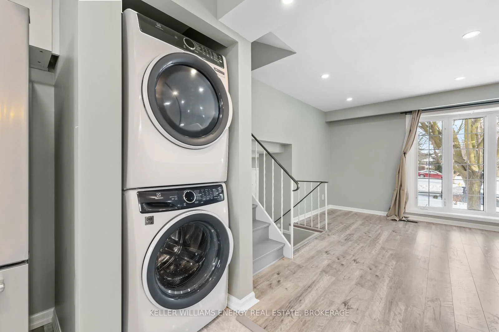 1012 Lavender Court Upper, Oshawa, ON L1G 3H1