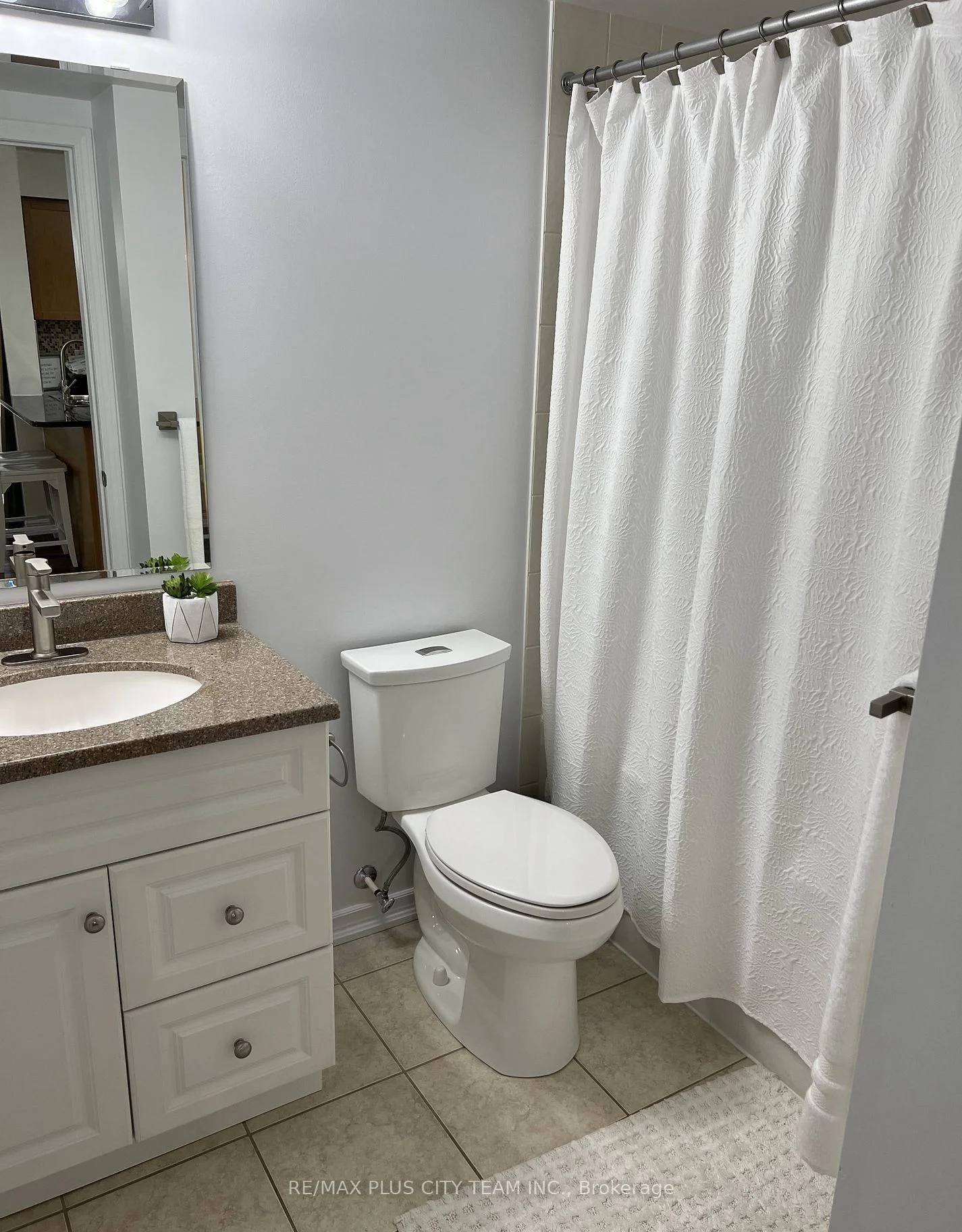 10 Mendelssohn Street 111, Toronto E04, ON M1L 0G7