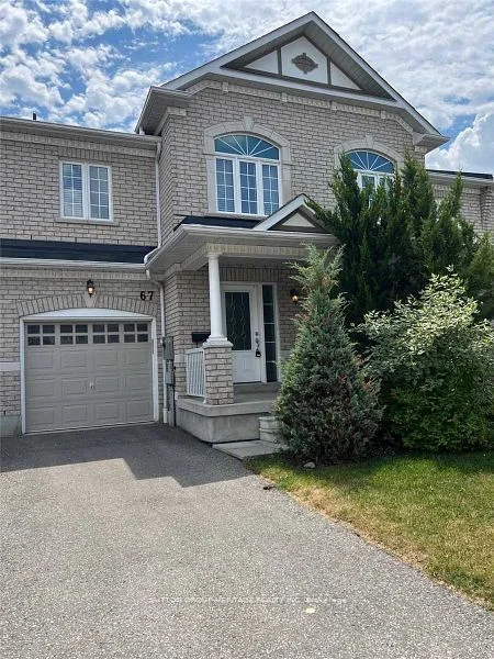 Att/Row/Townhouse in Ajax