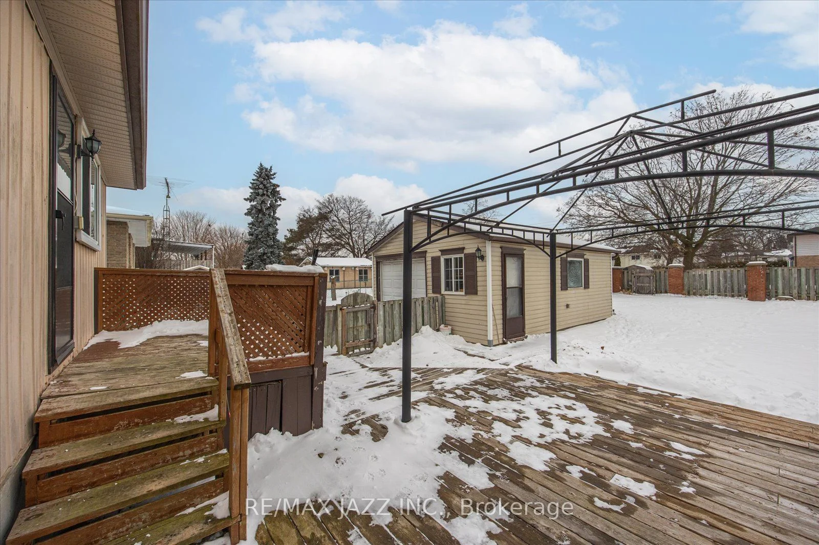 1296 Belair Crescent, Oshawa, ON L1K 1H1