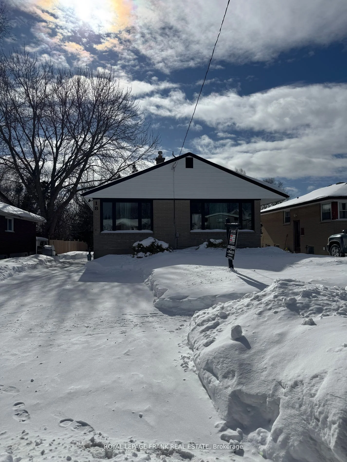 181 Southlawn Avenue, Oshawa, On L1h 3y5
