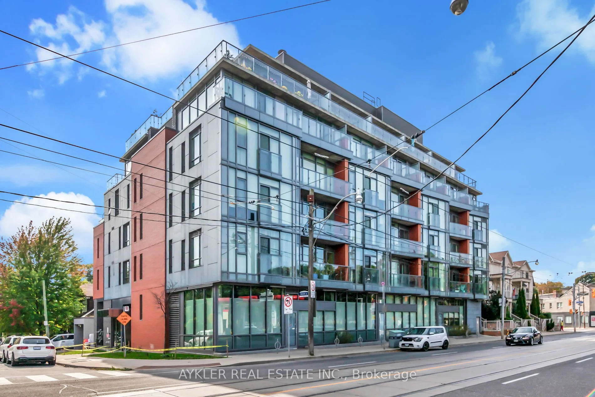 Condo Apartment in Toronto