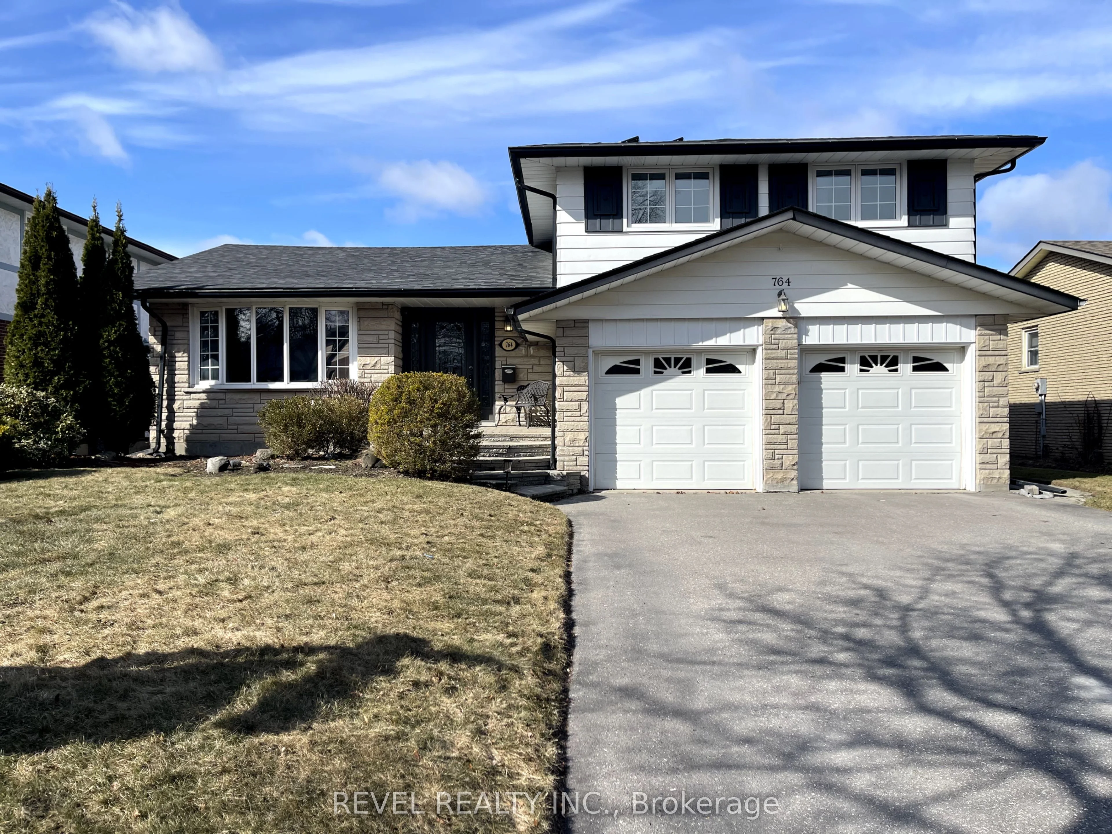 Detached in Oshawa